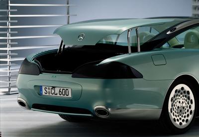 mercedes_benz_f_200_5.jpg