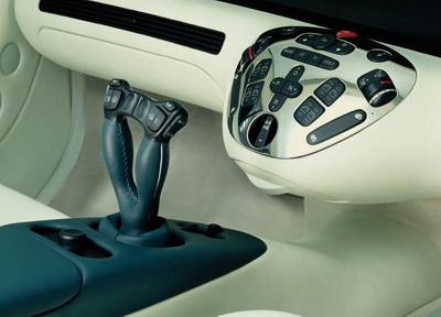 mercedes_benz_f_200_7.jpg